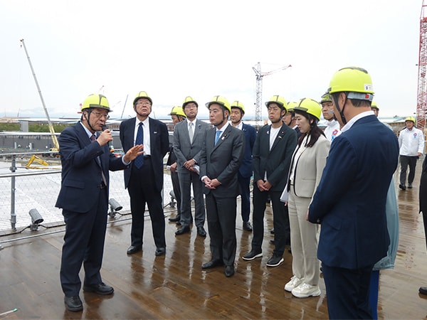 「圧倒的な姿に期待高まる」大阪・関西万博推進本部が会場を視察