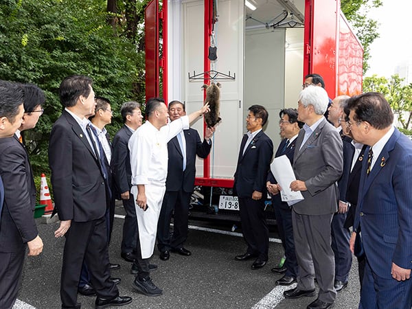 ジビエカー利用拡大へ見学会を開催