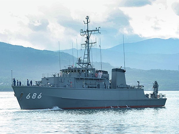 掃海艇「うくしま」の火災についてヒアリング