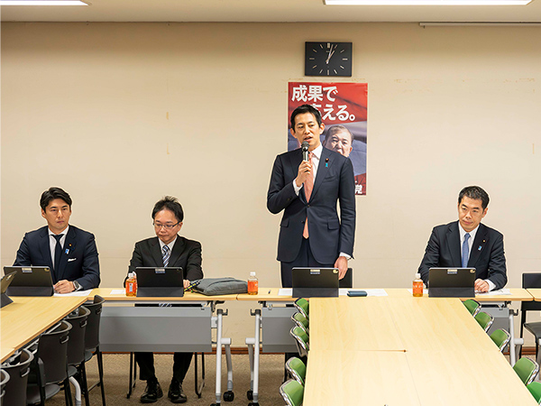 日本製鉄のUSスチール買収中止命令「理解に苦しむ」経済産業部会・経済安保推進本部が決議まとめる