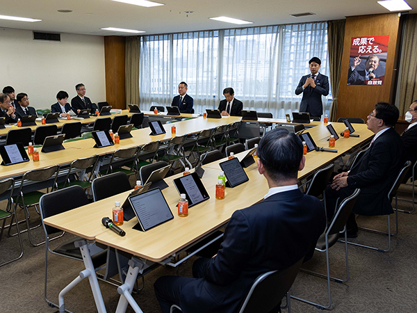 [選挙制度調査会]被選挙権年齢について集中的な議論開始