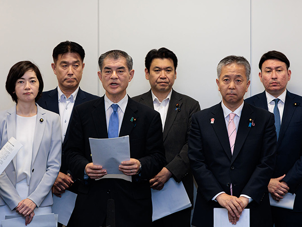 自公維「高校無償化」論点整理に合意