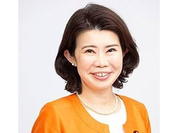 自由民主1面コラム「幸響」国光 あやの 新聞出版局次長