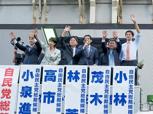 総裁選候補5氏が東京・秋葉原で物価高対策や外交政策を訴える