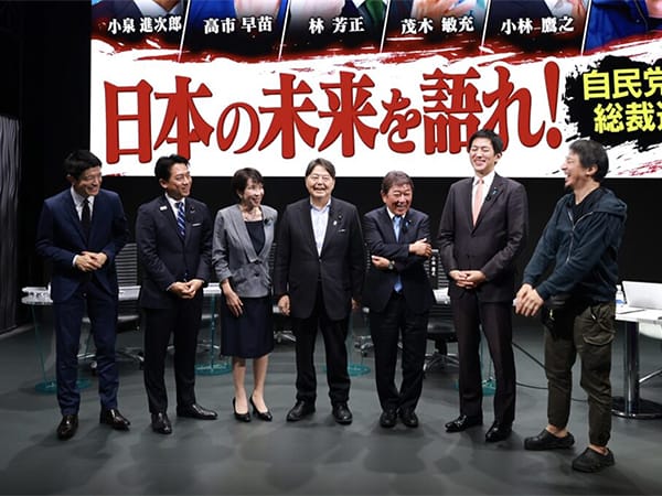 カフェスタに5人の総裁候補が揃って出演国民の声に率直に答える