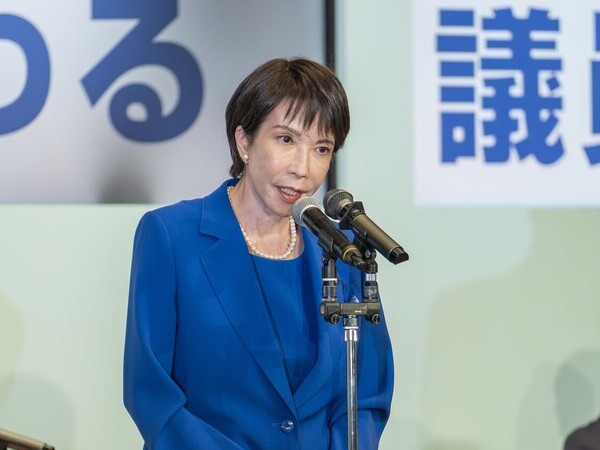 高市早苗新総裁を選出初の女性総裁が党再建への重責担う