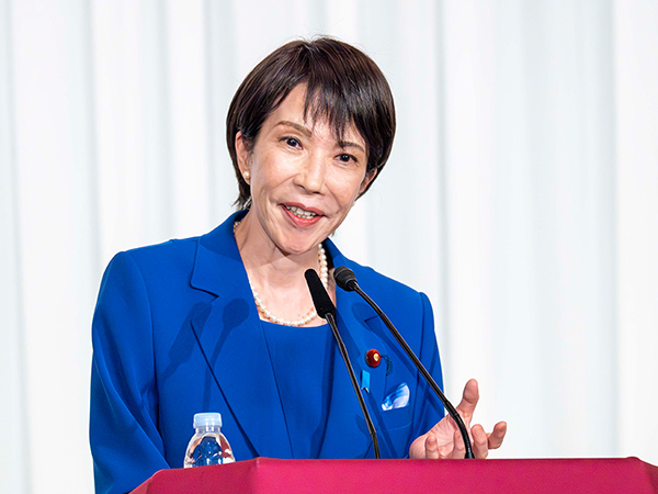 もう一度信頼される自民党に 高市新総裁が就任会見
