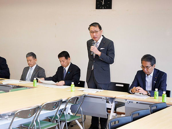 鳥インフル本部 緊張感もった対応を今季初の北海道感染事案について説明受ける