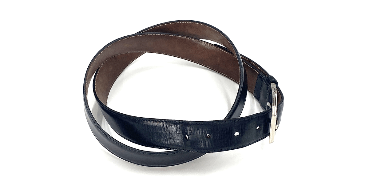 妻からもらった誕生日祝いのベルト