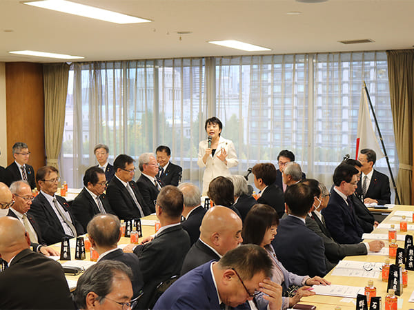 「地域の声を真摯に受け止め、政策議論を進める」全国町村議会議長会代表者とわが党議員の政策懇談会を開催