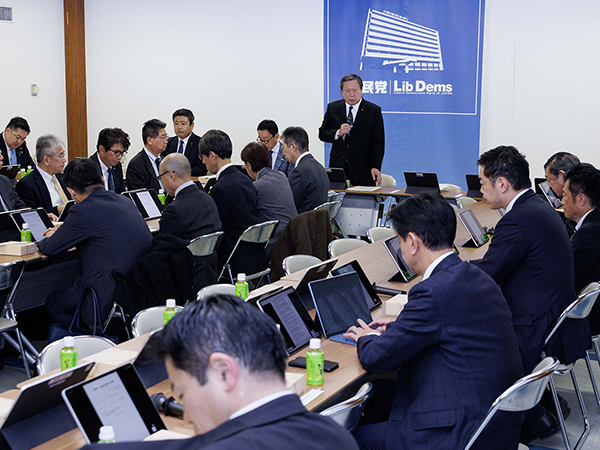 事業者に寄り添った対応を養殖カキ大量死問題について説明受ける