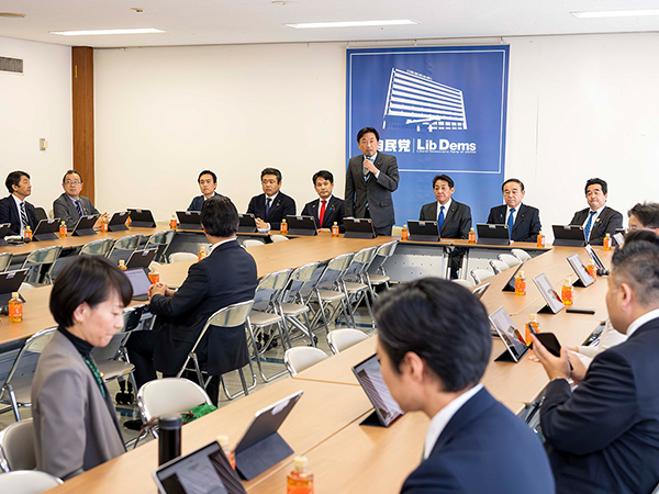 青森沖地震 政府・地元自治体と連携し万全の対応を確認