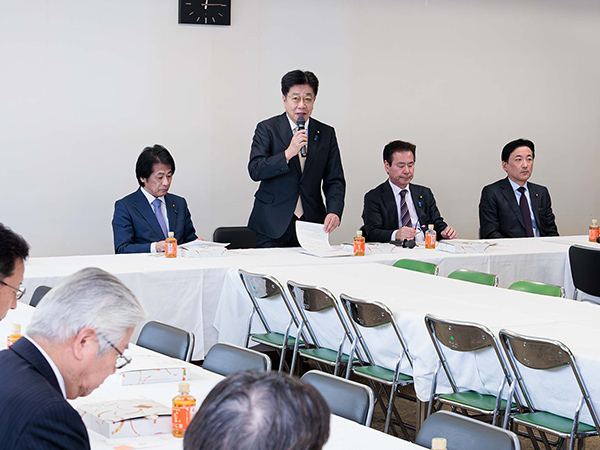 地域の実情に応じた包括的な支援体制の整備を社会福祉・介護保険制度改革提言