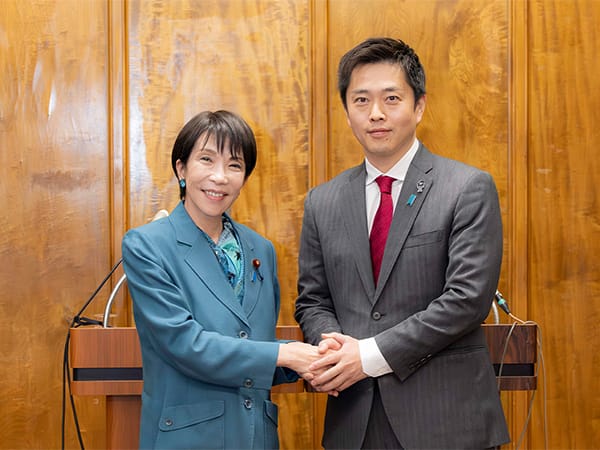 自民・維新で日本の政治を前へ補正予算成立受け高市総理が維新・吉村代表と会談