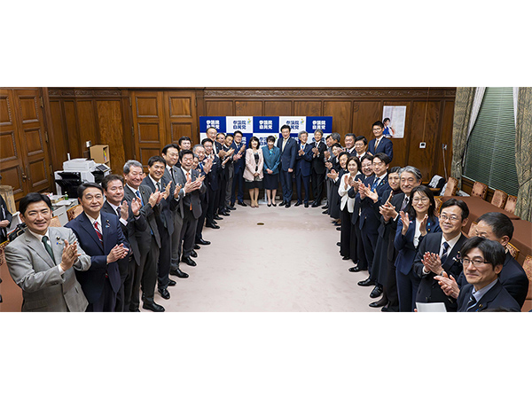 物価高を乗り越え「強い経済」へ令和7年度補正予算が成立