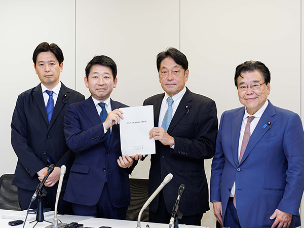 「物価高への対応、強い経済の実現にしっかり取り組む」税制改正大綱決定で小野寺五典税調会長が会見