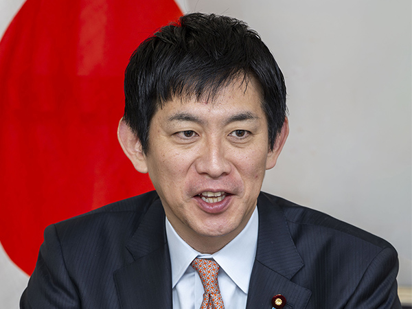 国の戦略的な投資と地方産業の強化を小林鷹之政調会長が語る「政策の見取り図」