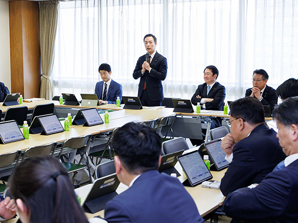 日本発の次世代金融モデルを世界に決済システム・金融制度×AI・ブロックチェーン両輪でPT新設