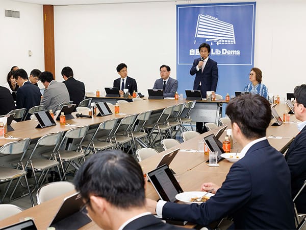 「攻めの予防医療」を推進 政府の取り組み状況を聴取