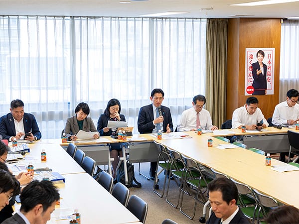 「人口もGDPも最大規模のナイジェリアは大変重要な国」国際協力調査会と日AU議連が小林政調会長からナイジェリア出張の報告を受ける