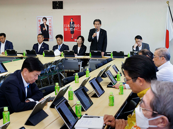 AI生成コンテンツの表示義務化へ公選法・情プラ法改正案の成立を