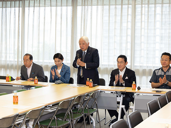 沖縄県民に寄り添い「心のこもった支援を」 後藤謙次氏から「自民党の先人たちの沖縄」をヒアリング