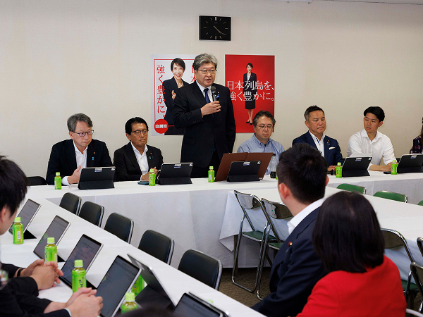 人間とAIの共創で議論深化へデジタル本部がPT新設