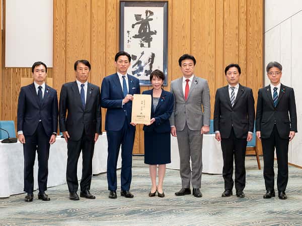 千葉豪雨からの復旧・復興を加速 災害対策特委が政府に申し入れ