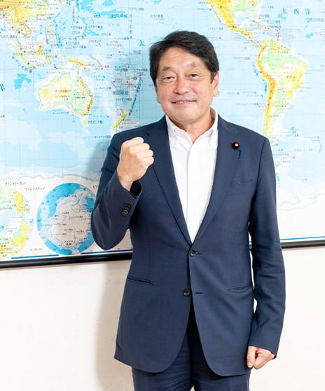 小野寺政務調査会長