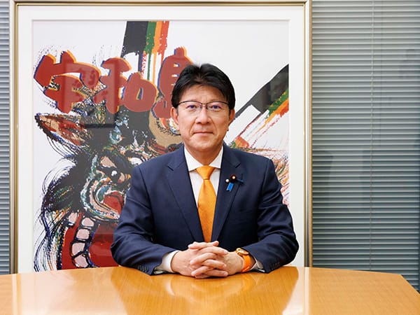 月刊誌「りぶる」特集 11月号より 規制改革等を進めて社会実装の加速化へ