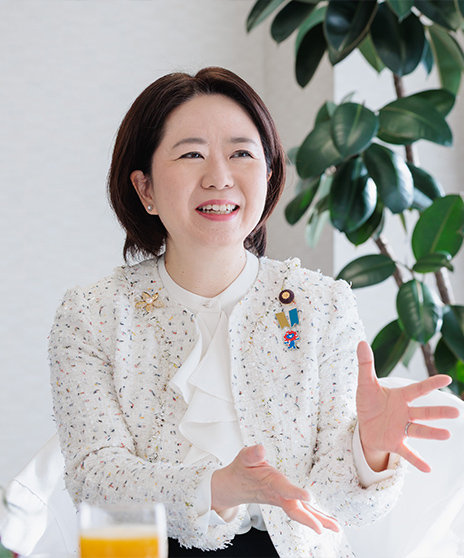 自見はなこ参議院議員