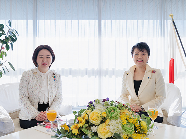 月刊誌「りぶる」特集 2月号より 誰もが暮らしやすい社会を～万博で生きた私たちの視点～