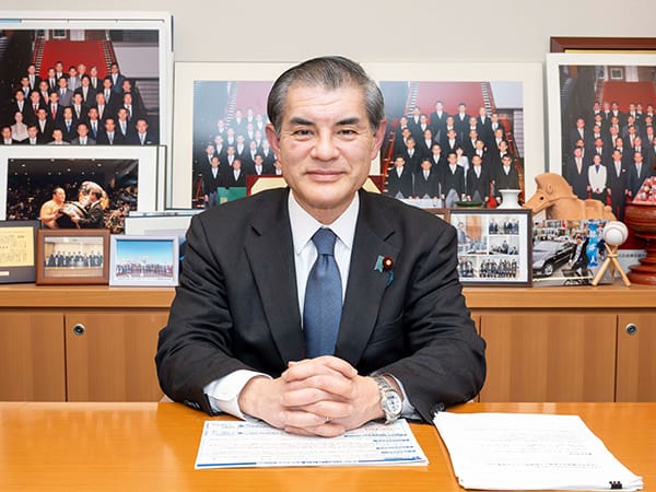 月刊誌「りぶる」特集 3月号より 社会経済構造の新たな局面に対応する質の高い教育の実現に向けて