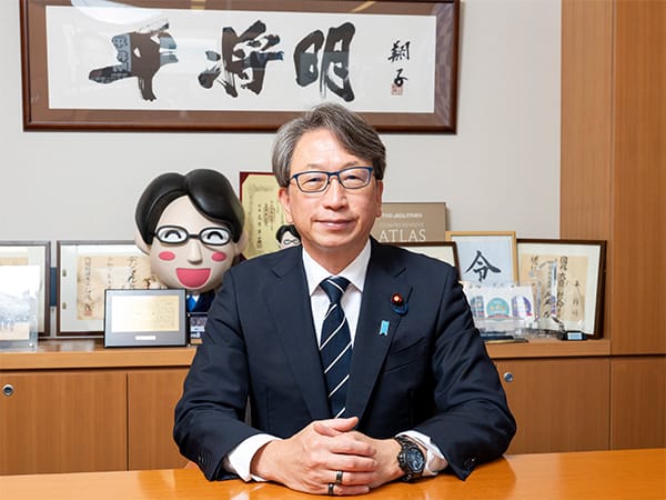 月刊誌「りぶる」特集 7月号より ディープフェイク詐欺広告の根絶に向けて