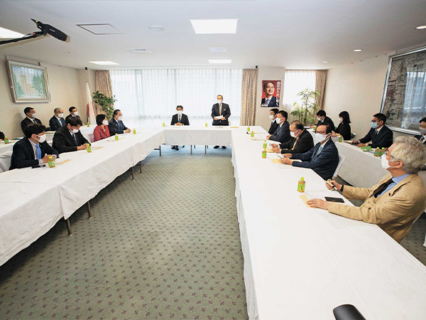 機関紙「自由民主」2947号より 総裁選「9月17日告示・29日開票」で決定