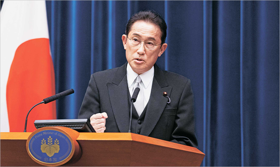 岸田文雄総理は新内閣発足後の記者会見で国民との丁寧な対話を大切にしていく考えを強調した（10月4日、官邸）