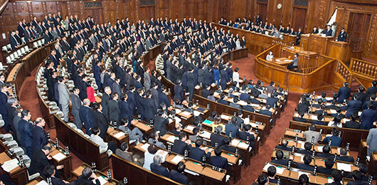 財務演説に対する代表質問 財務演説に対する代表質問