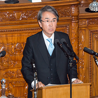 第193回国会における石原内閣府特命担当大臣(経済財政政策)の経済演説