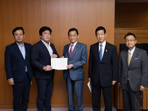 文部科学部会　「教師の研修向上実行プロジェクトチーム」提言、「学校DX推進プロジェクトチーム」提言