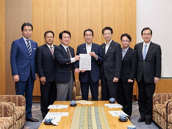 「100億企業」創出へ重点支援を 中小企業・小規模事業者政策調査会が提言