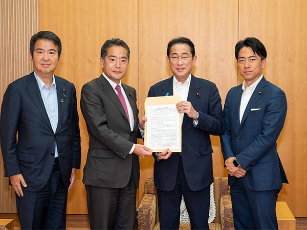 環境・温暖化対策調査会　政策提言「NXへ実行の時ー世界はNXに大きく動いているー」