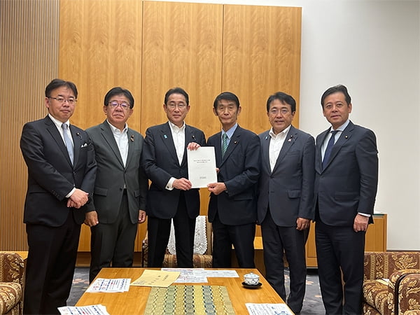 国民生活や経済を支える物流の革新に向けた提言-物流を取り巻く諸課題への対応-
