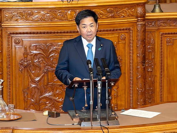 第219回臨時国会における渡辺猛之参議院議員代表質問