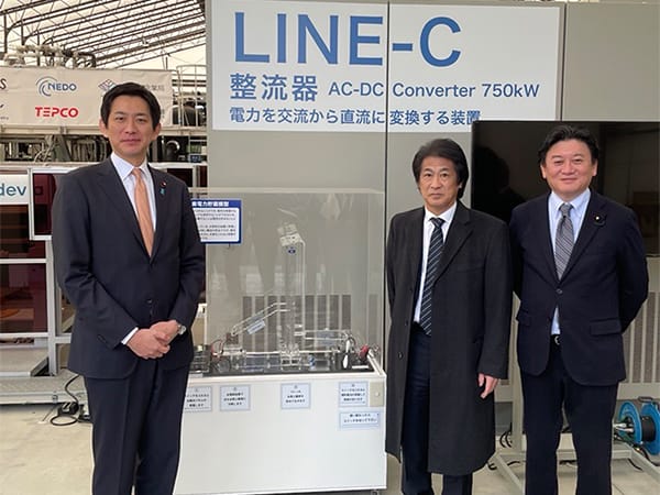 政務調査会 山梨県での水素事業を視察