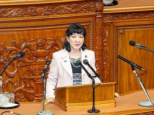 第221回国会における片山さつき財務大臣の財政演説