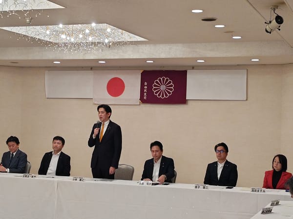 長崎県で移動政調会を開催