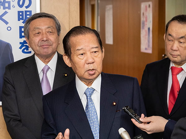 二階幹事長ぶら下がり(新元号の公表を受けて)
