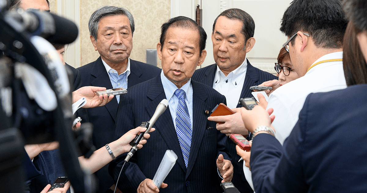 二階幹事長