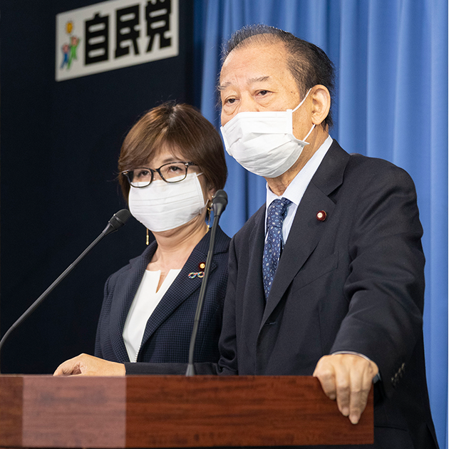 幹事 長 二階