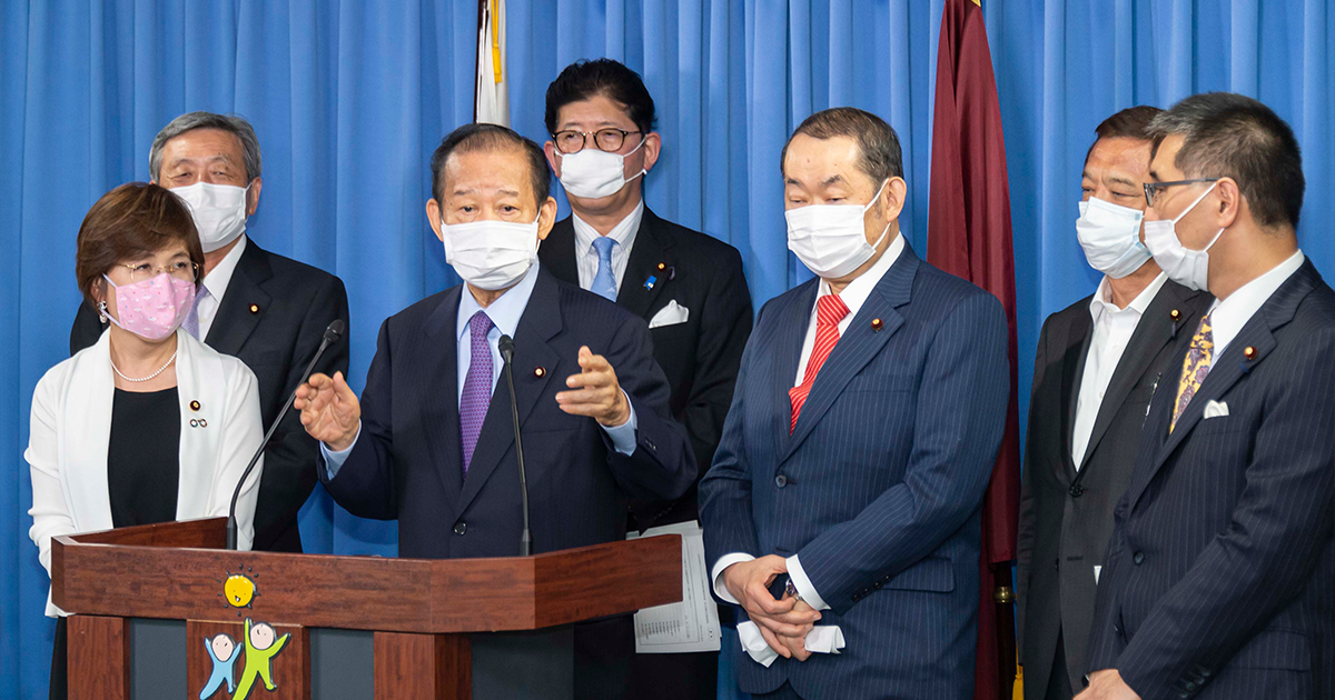 二階幹事長